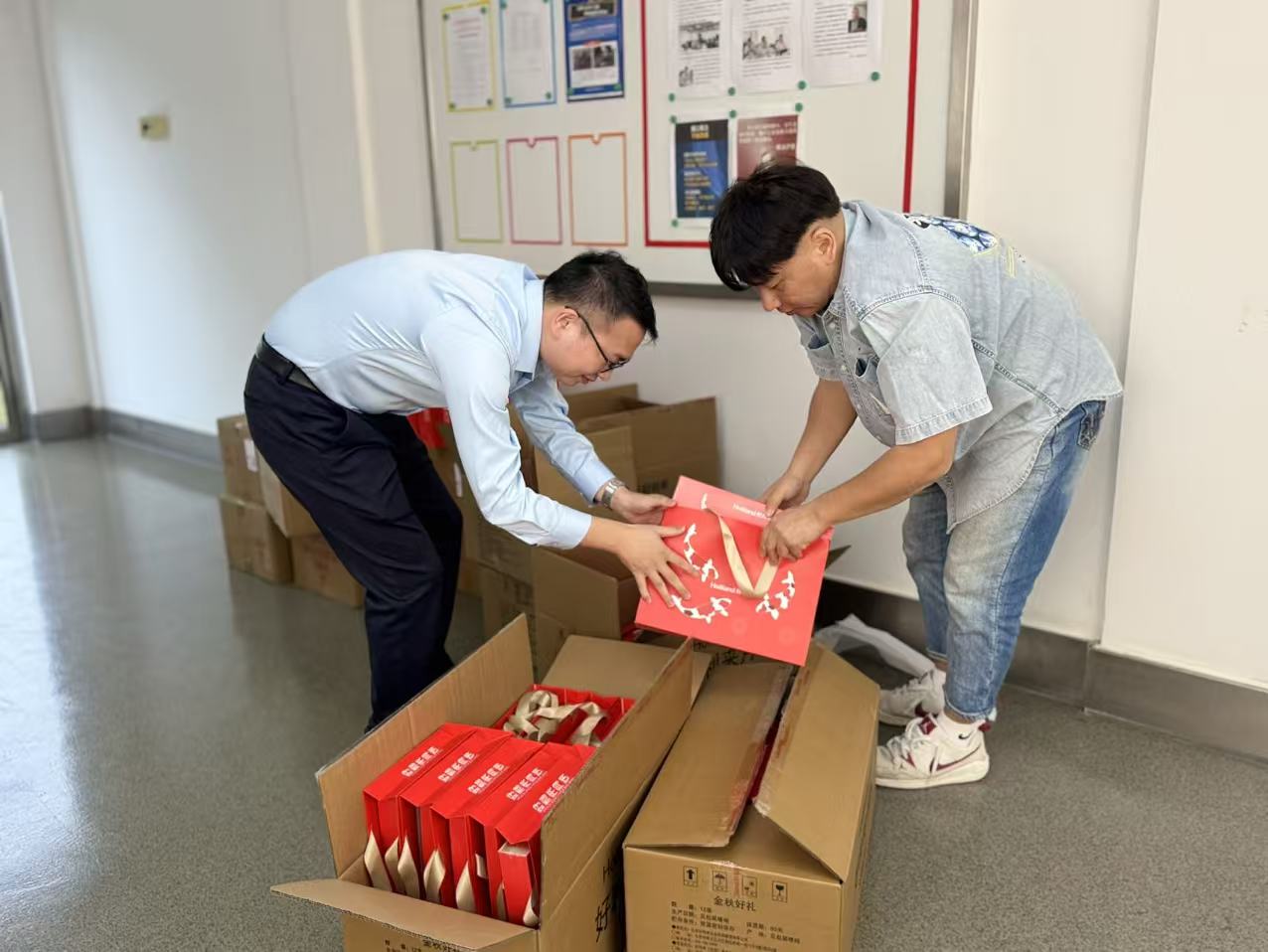 1758781361677729.jpg 1758781361677729.jpg